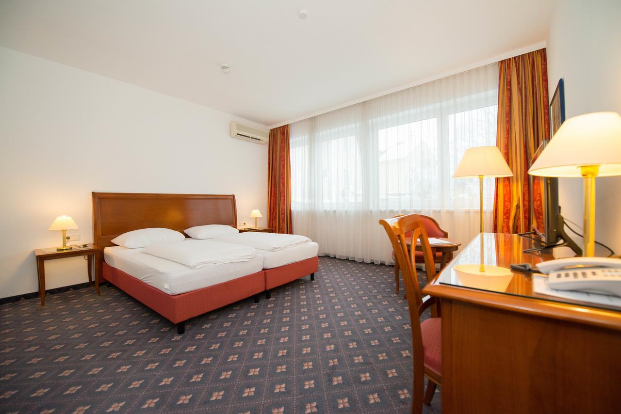 שטייר Parkhotel Styria מראה חיצוני תמונה