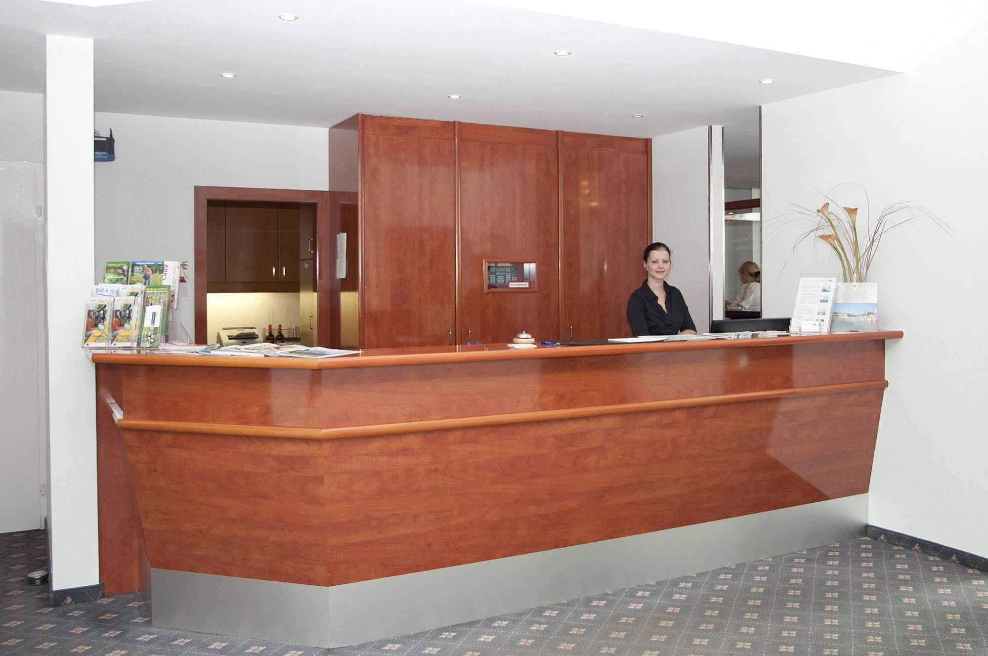 שטייר Parkhotel Styria מראה חיצוני תמונה